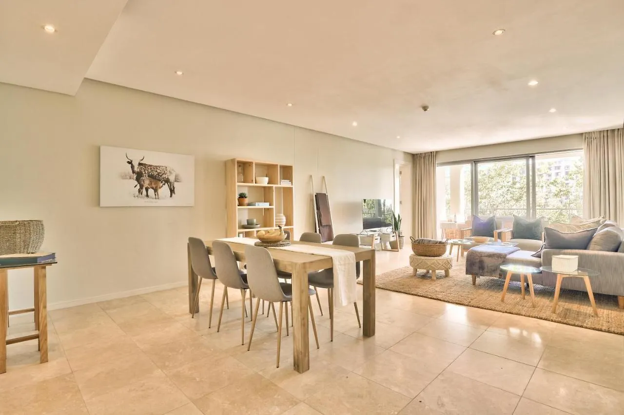 Elegant V&A Waterfront Canal Apartment Κέιπ Τάουν