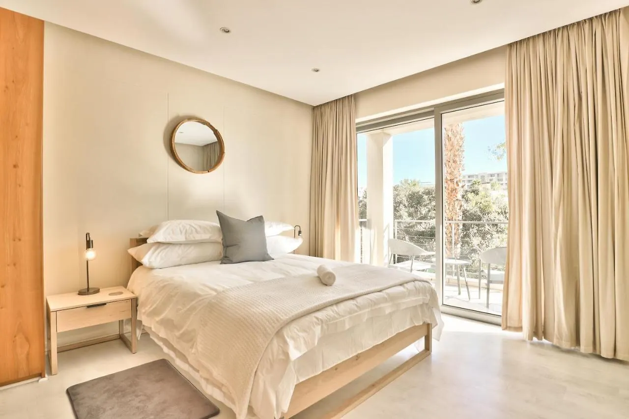 Elegant V&A Waterfront Canal Apartment Κέιπ Τάουν